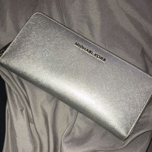 Silver Michael Kors wallet!
